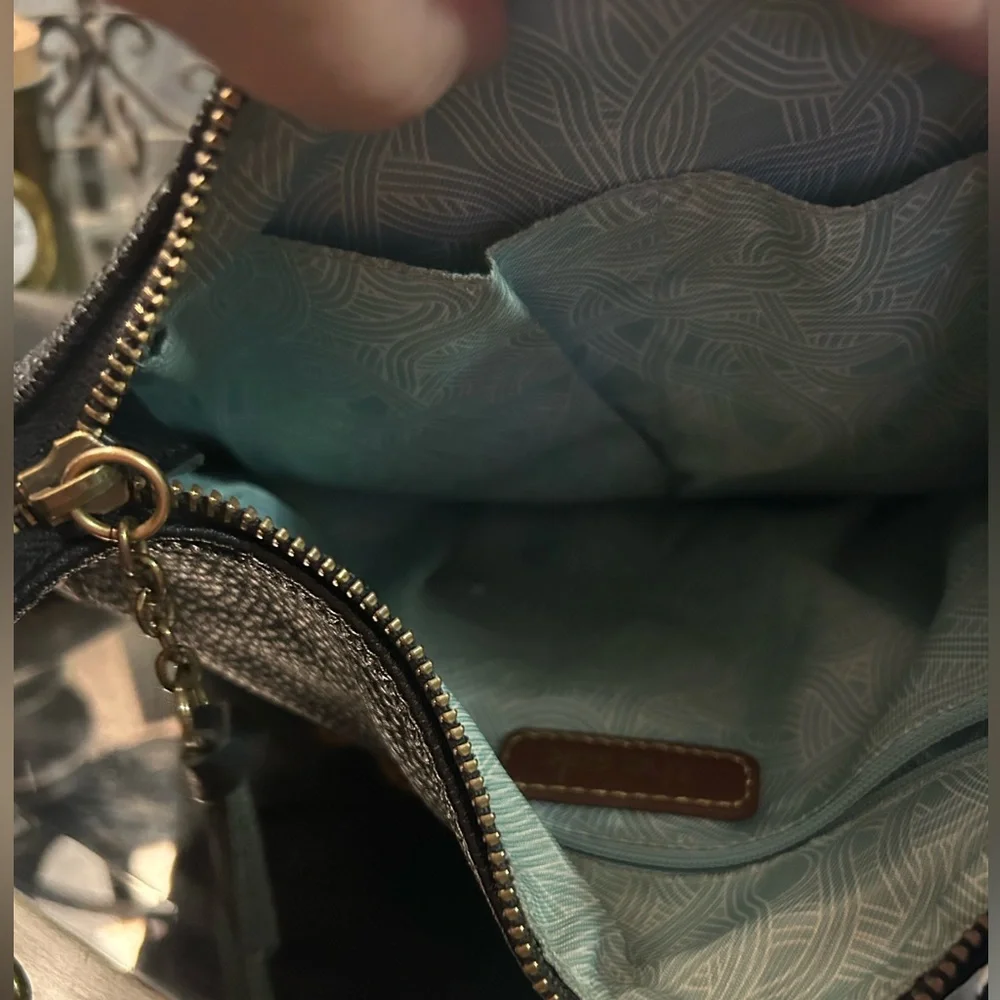 The Sak black leather crossbody bag #leather #crossbodybag